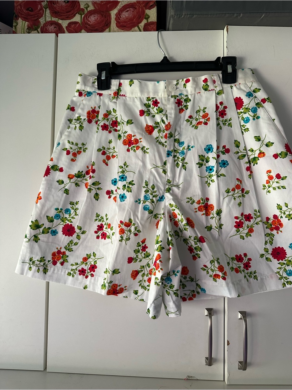 🌸 Vintage Lizsport NWT Floral High Rise Pleated Shorts Size 14